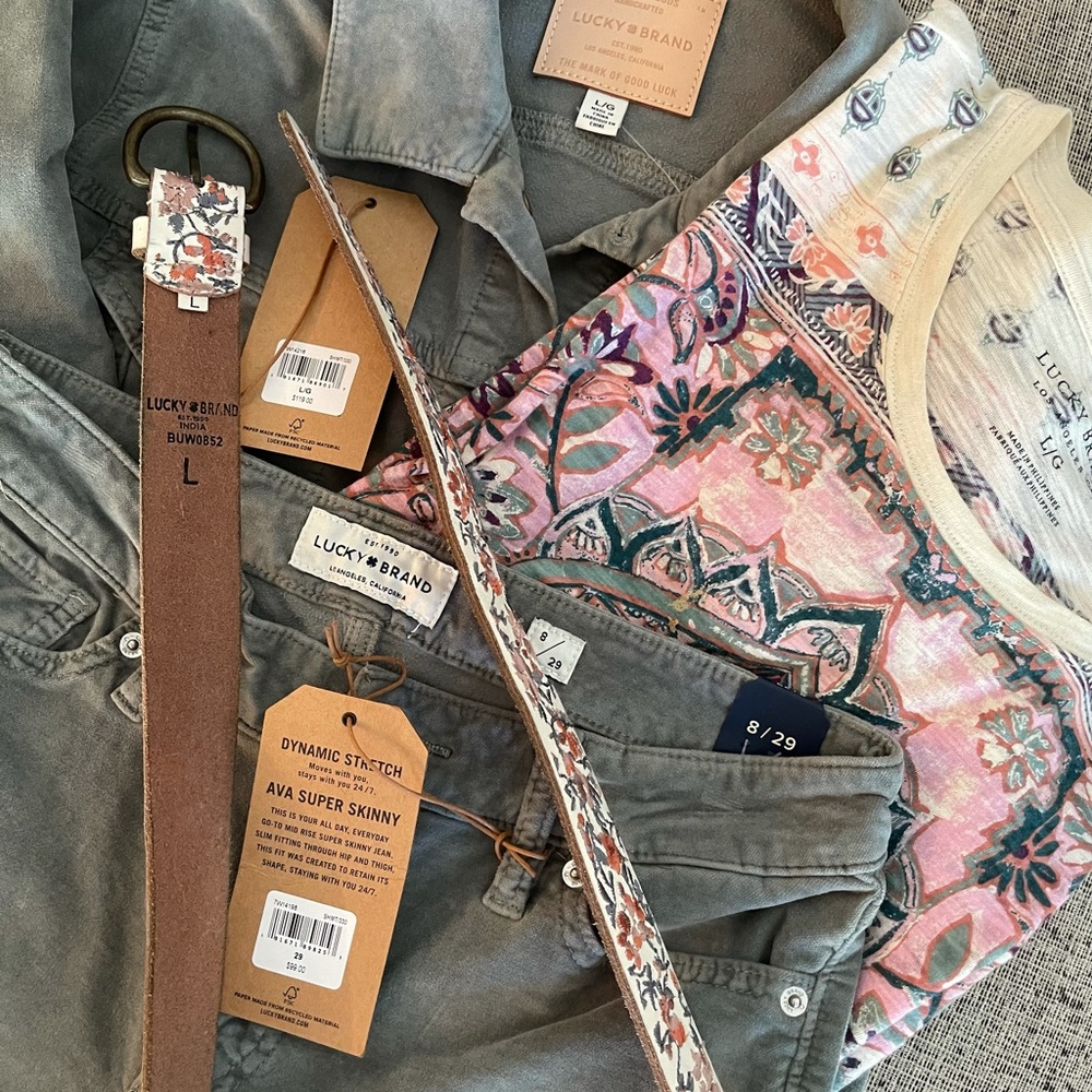 Lucky Brand Bundle (Sage Green Jacket, Jeans with matching Tee and Belt) - Picture 2 of 16